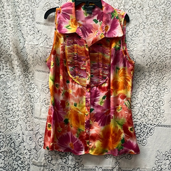 666. Spence floral print top. Size large. - Picture 1 of 3